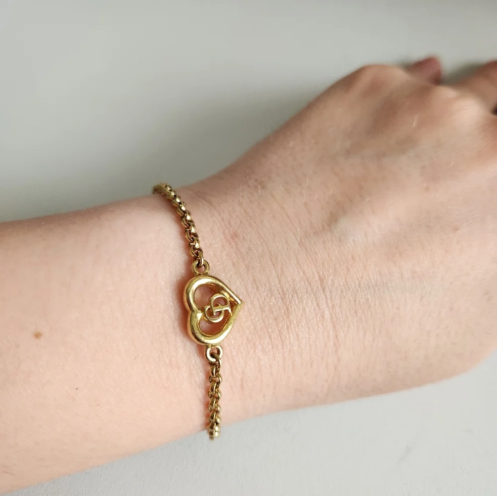Christian Dior CD Logo Heart Charm Bracelet - Picture 4 of 5